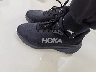 HOKA ONE ONE 阿瑞海系列-超舒适脚感旗舰支撑跑鞋