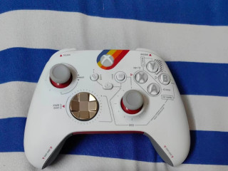 被颜值吸引，入手Xbox星空手柄