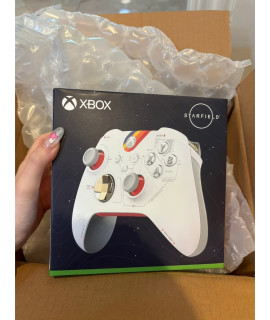 被颜值吸引，入手Xbox星空手柄