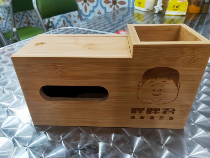 餐具