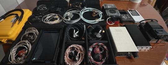 马上快过年了，来个随身全家福