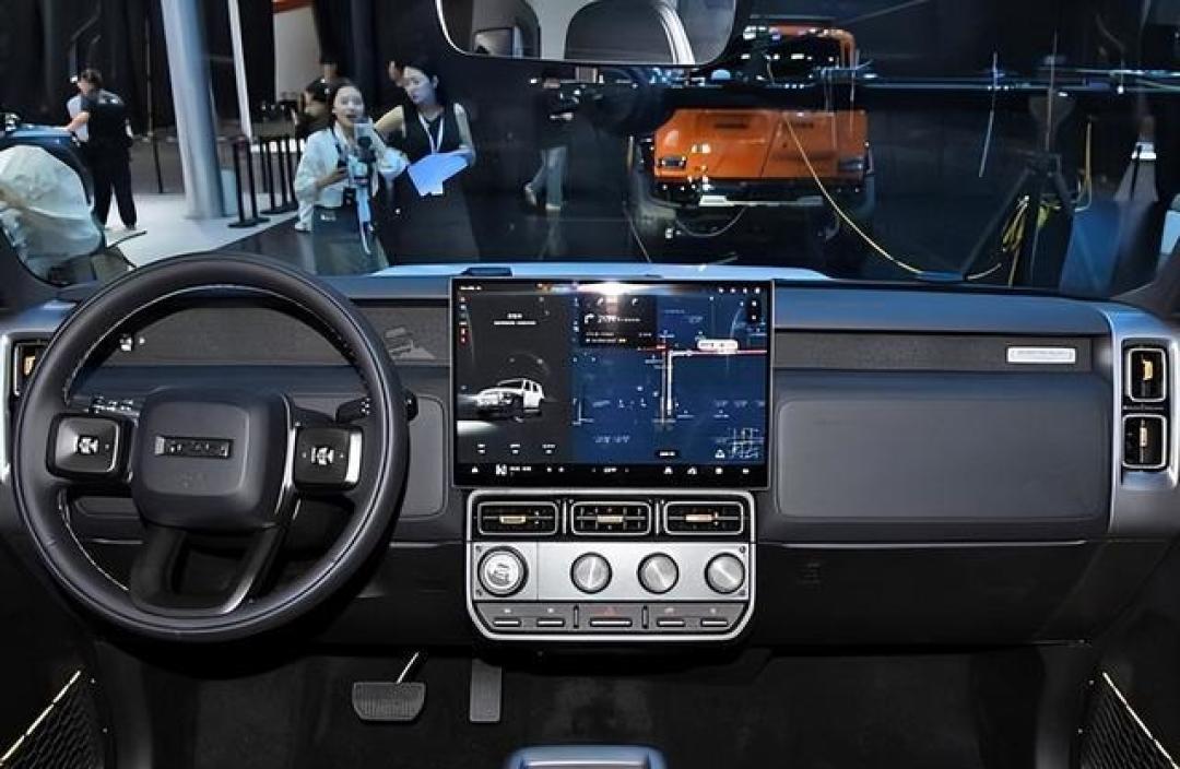 奇瑞iCAR V23家庭日常使用评测:外观设计、配置及性能解析