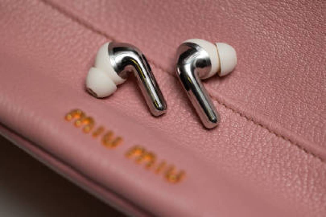 HIFIMAN TWS888无线耳机详评：高保真音质与舒适佩戴的完美结合