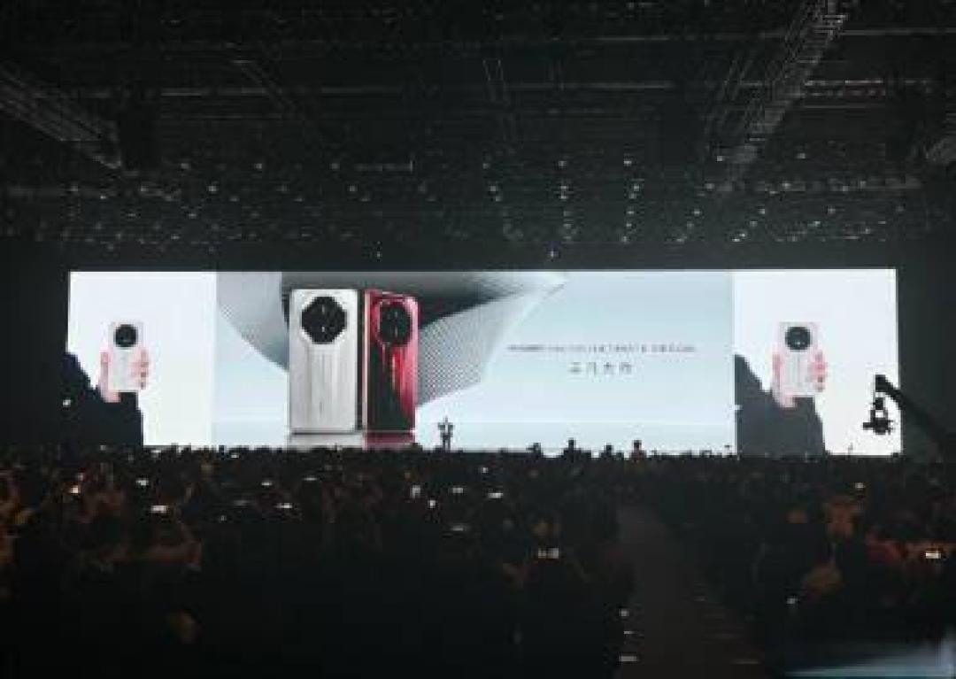华为Mate 70 RS：极致设计与强悍功能并存的高端旗舰