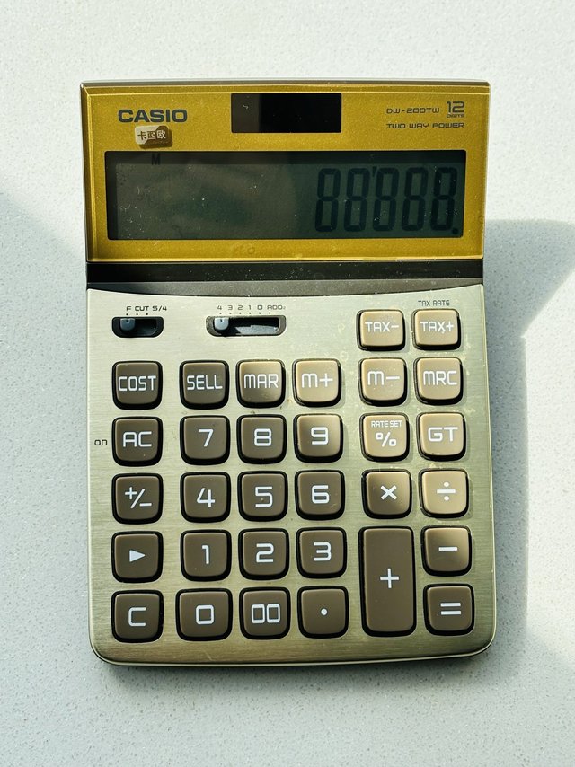 工作到最后，只想用最大屏简单的计算器🤣