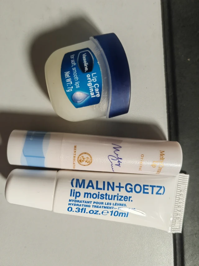 秋冬季节好用润唇膏—强推马林狗子！