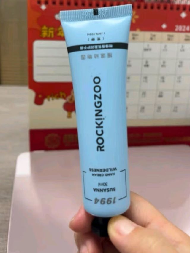 摇滚动物园护手霜，随身的温柔呵护