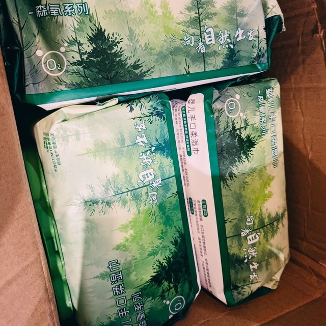 超亚EDI纯水湿巾，让清洁变得如此简单！