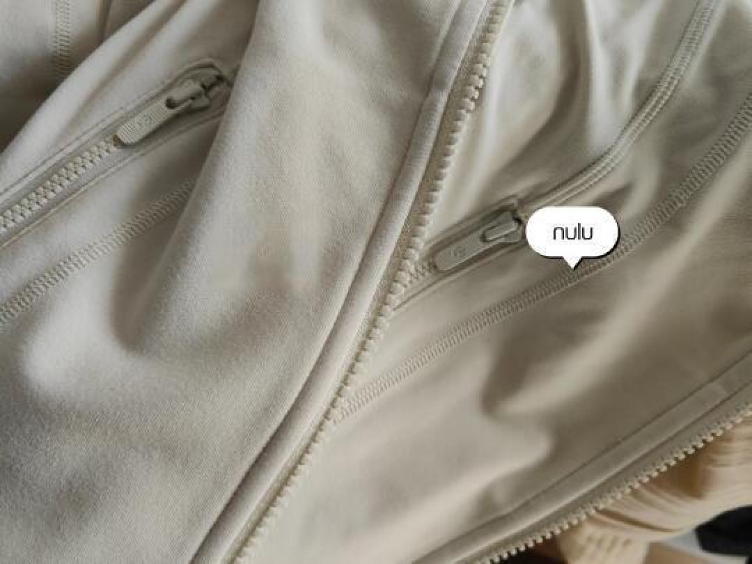 Lululemon Define Jacket试穿体验:收腰效果惊艳,款式面料多样