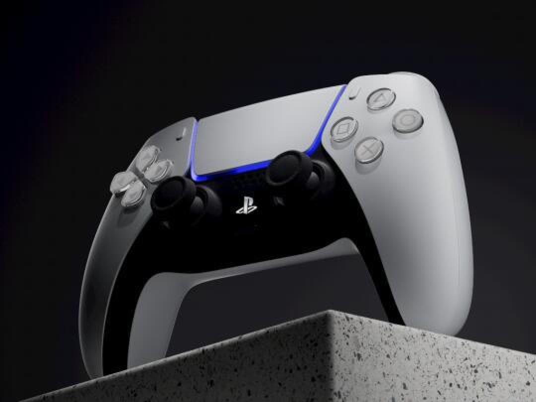 选择哪种PC游戏手柄?详细解析Xbox与PS5优劣比较