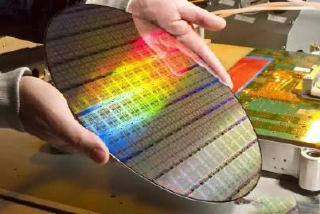 OpenAI自研芯片突围战：剑指英伟达霸主，2026量产计划全解析