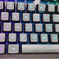 ROG游侠2 RX机械键盘的评测文章