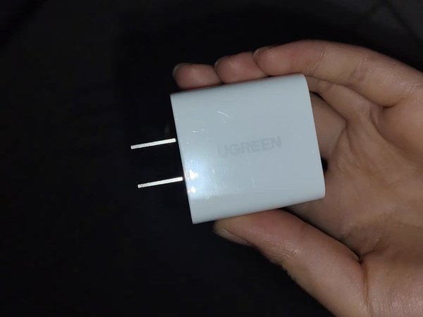 绿联20W充电器头：高效充电新选择