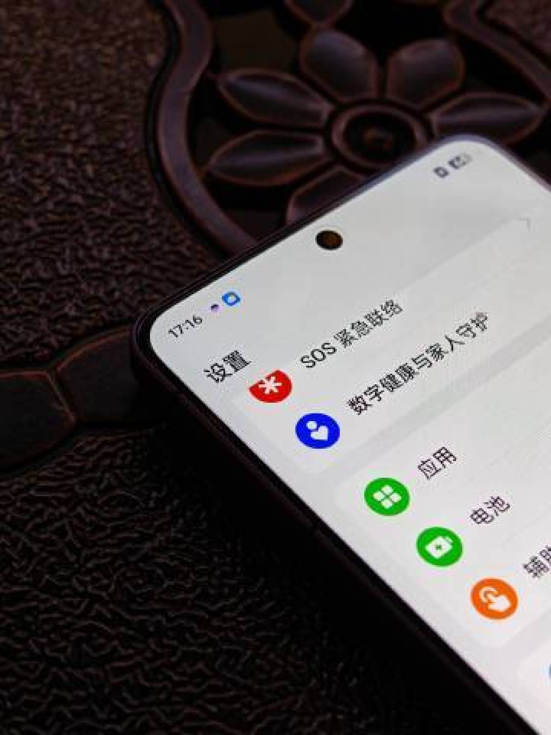真我GT6:骁龙8 Gen3加持,游戏散热与续航全面提升