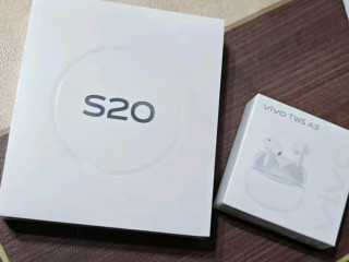 vivo S20：凤羽金璀璨，拍照与续航兼具的AI手机

