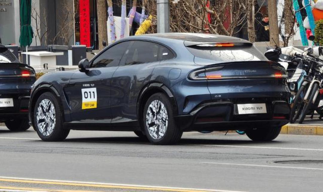 小米YU7定价策略解析:与Model Y正面交锋,市场表现预测
