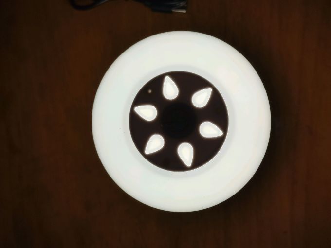 皮东东小夜灯