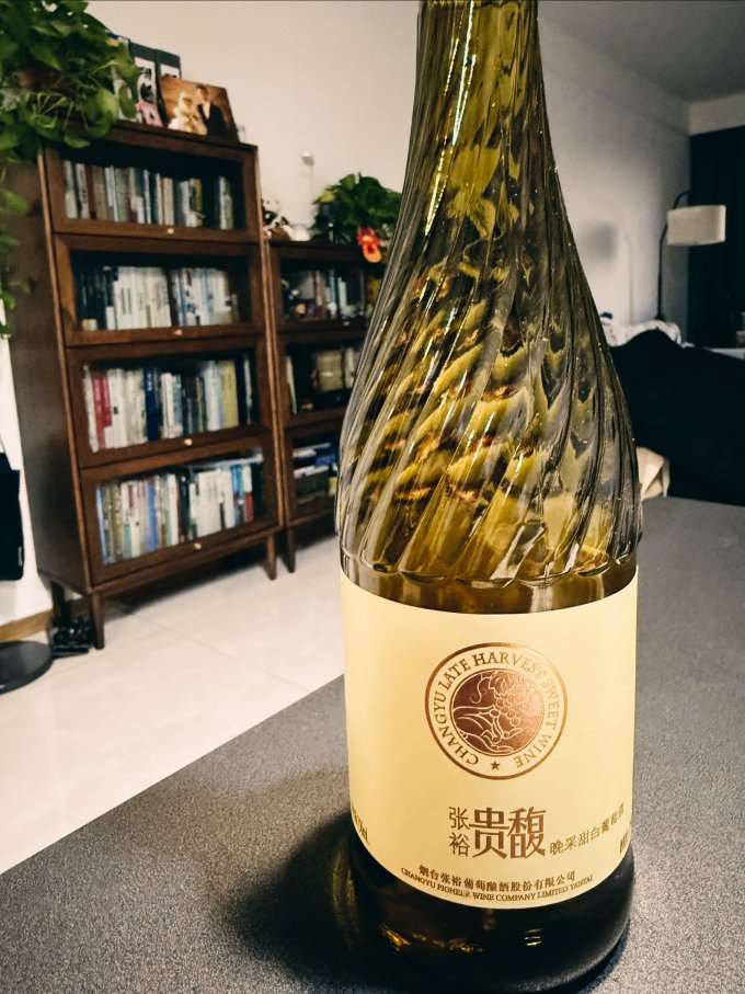 张裕白葡萄酒