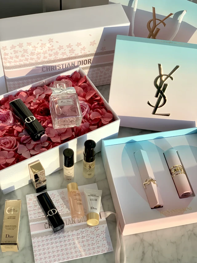 这年头还有直男不会送女朋友礼物吗？