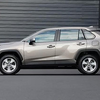 丰田RAV4荣放：颜值与实力兼具的家用SUV首选