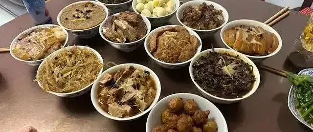 都说河北是美食荒地，朋友圈这8桌年夜饭，大大颠覆了我的想象！