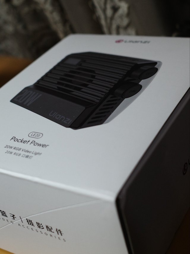优篮子 20w 口袋补光灯晒单
