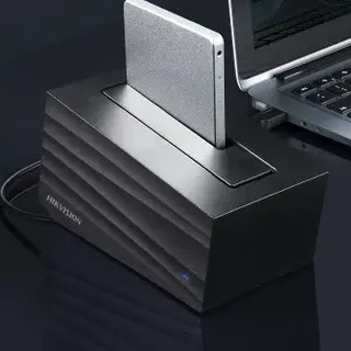 一百多的大牌NAS，APP功能强大，就是提不上裤腰