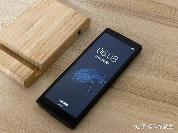 有什么出国必备旅游工具推荐？翻译机有必要买吗？升级的科大讯飞翻译机4.0星火版怎么样？