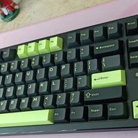 多彩KM87pro:149照抄卷王臻品,名牌加持仅贵10块,元芳你说爱不