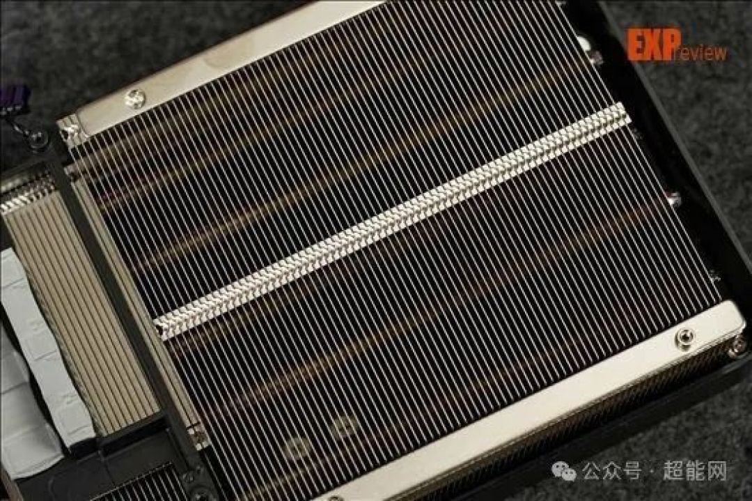 耕升GeForce RTX 5070 Ti追风评测:RTX 4080级性能叠上DLSS 4,快上加快