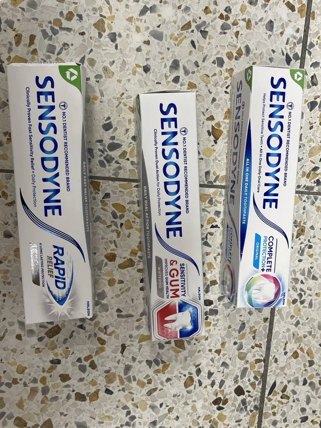 🌟 Sensodyne牙膏大比拼！ 🌟