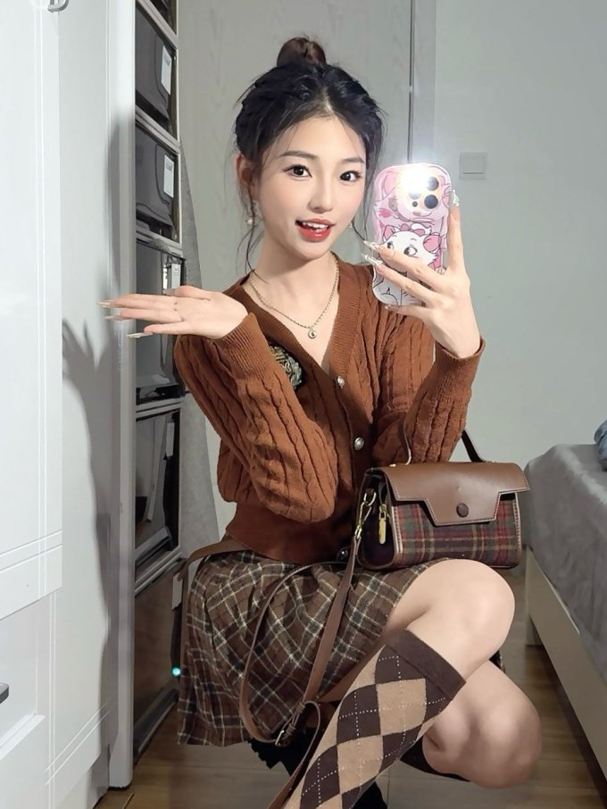 纽汇女士针织衫
