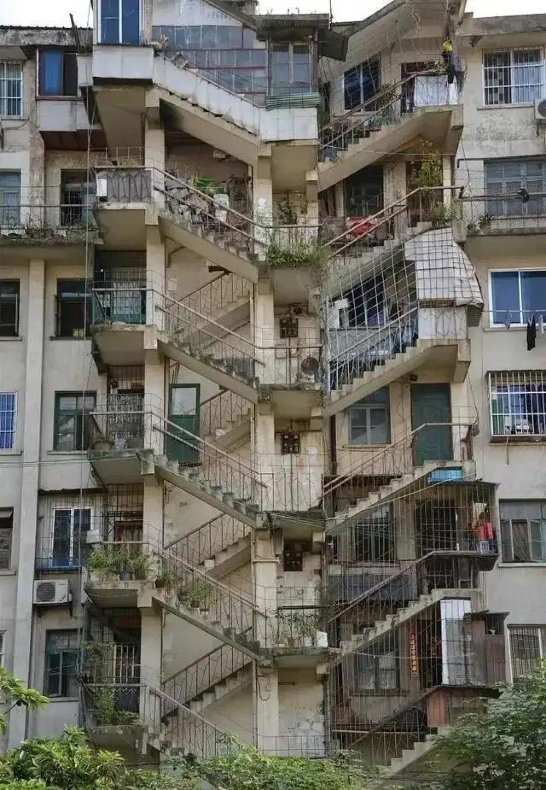 步梯房逆袭:揭秘有钱人青睐的背后真相
