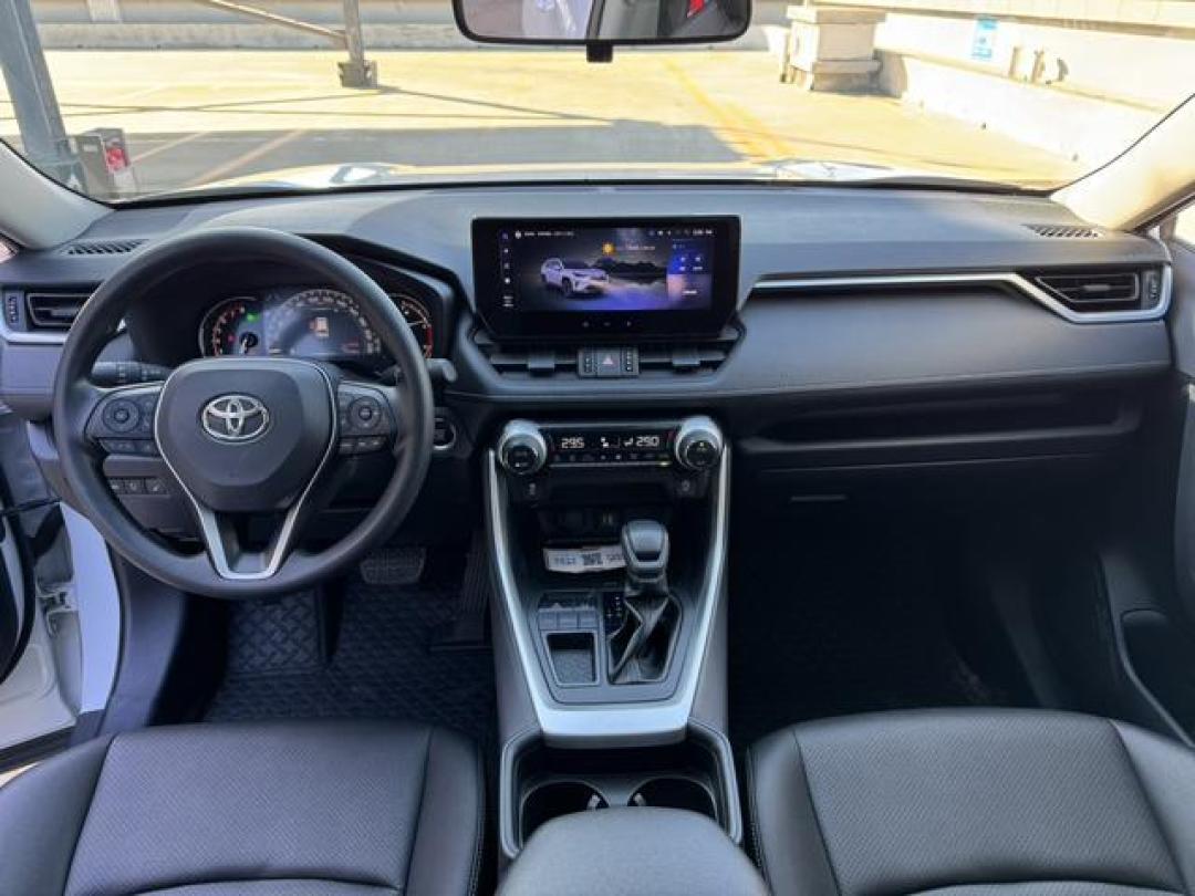 丰田RAV4荣放全系大降价,买还是不买?详解优劣势!