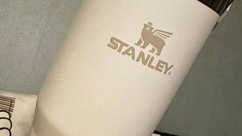 887ml大容量STANLEY拎拎杯，保温保冷两不误，但这几点你可得注意