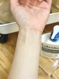 《救命！我好像误入了身体乳搓泥修罗场…但保湿强到离谱啊啊啊》