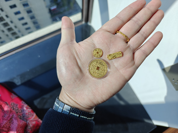 回调直接冲！684每克到手10克饰品金！隔天已涨上700每克！