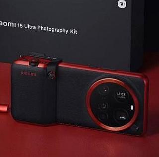 网传丨小米15 Ultra x 徕卡相机豪华套装真机图