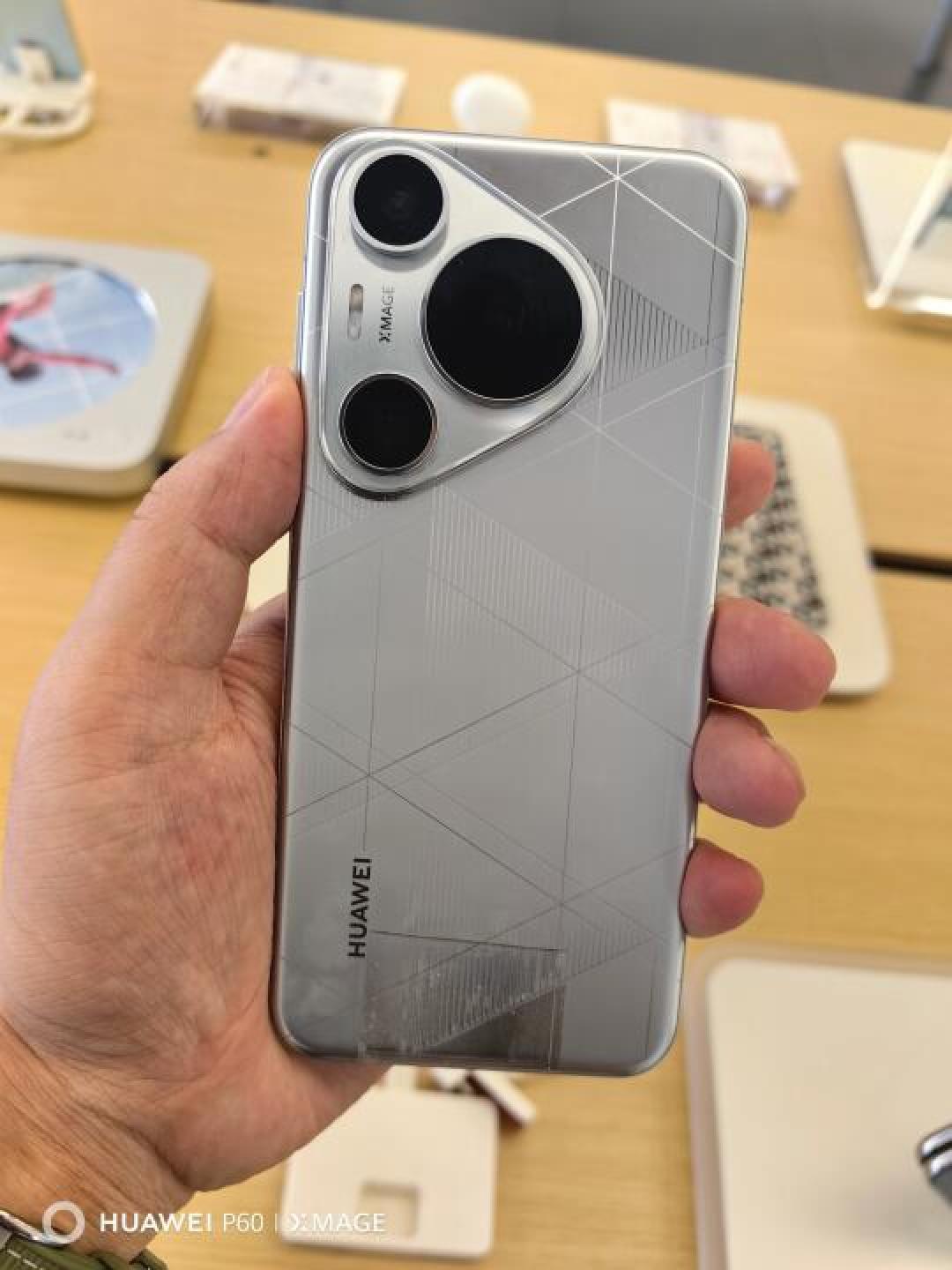 华为Pura 70 Pro+大降价，高性价比旗舰手机值得入手吗？