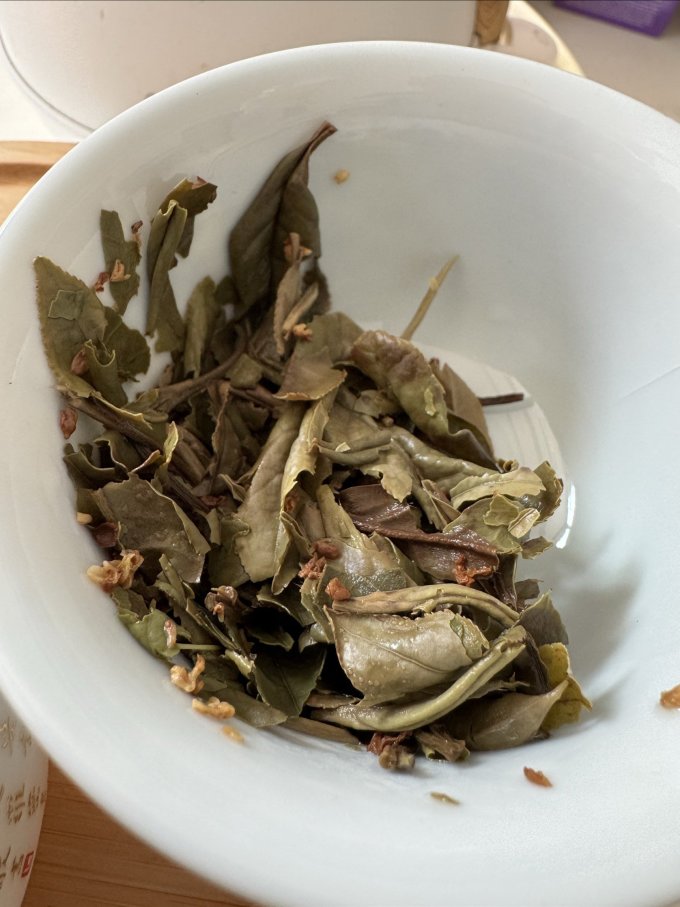 六妙白茶