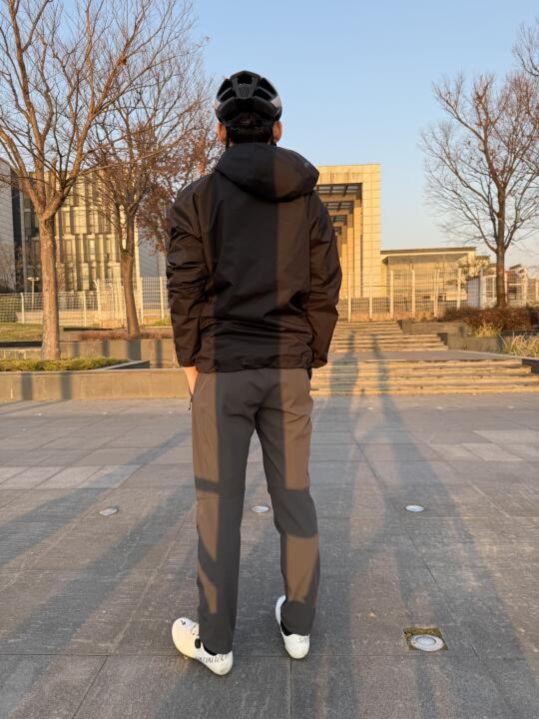 凯乐石狼塔软壳裤:兼顾都市通勤与户外探险的全能之选