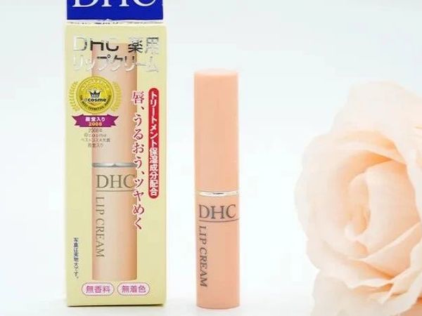 畅销20年，爆卖1.4亿支DHC唇膏！拯救冬日大干唇，脱皮、干裂！