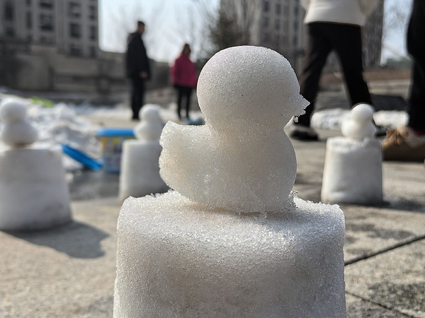 抓住雪季小尾巴，带娃捏鸭子