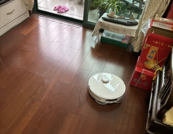 扫拖一体机