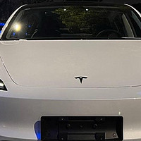 特斯拉Model 3：电动时代的标杆之作  