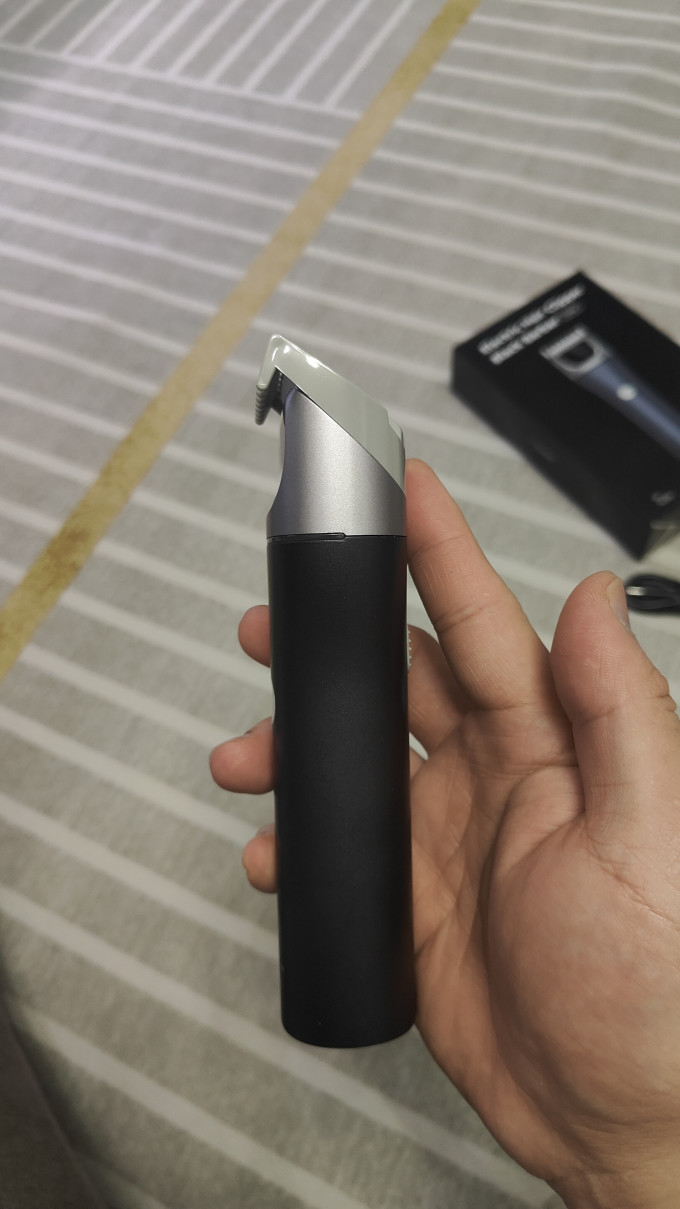 小蔻电动理发器