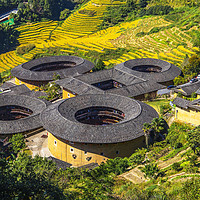 奔赴福建土楼，邂逅现实版“大鱼海棠”