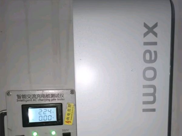 XIAOMI小米家用7kw充电桩 —— 高效充电，便捷生活