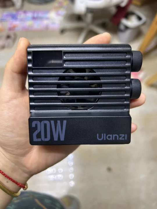 200块以内的补光灯们～