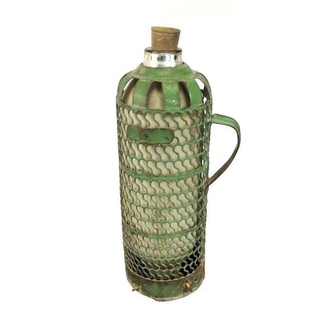 铁皮保温瓶成新宠,高颜值实用神器掀起怀旧风潮